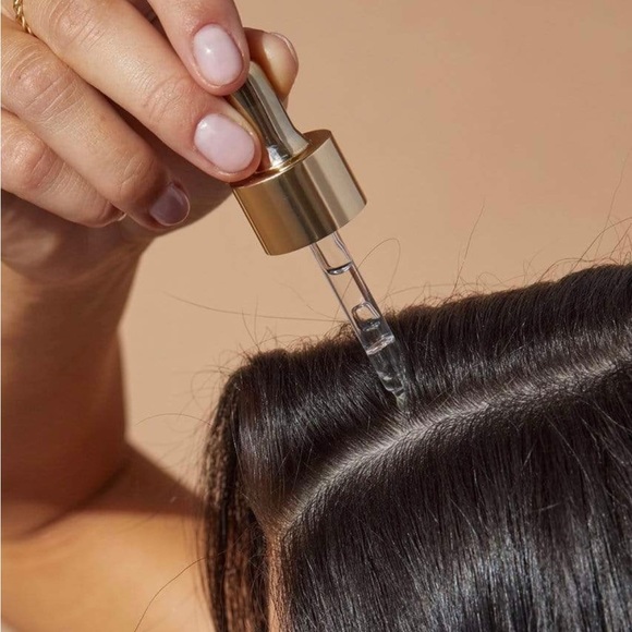 New/Sealed Vegamour Hair Serum for Hair Growth ✨ - Picture 2 of 3